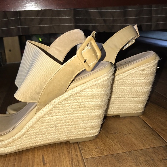 Nine West Wedged Heels - Picture 5 of 8